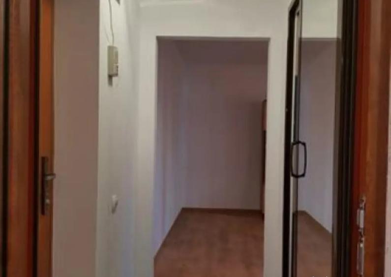Inchiriere apartament 2 camere , situat in Targu Jiu, Min - 11