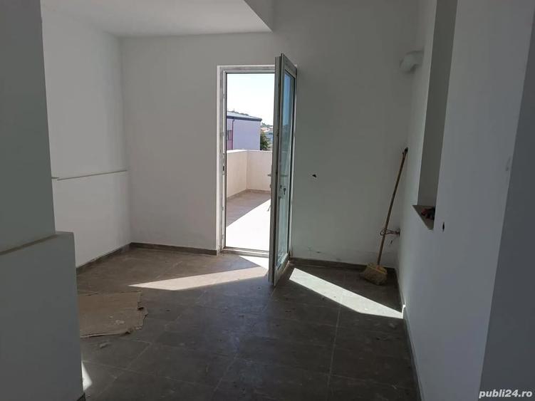 Navodari - Vand un Superb Apartament 3 camere , Bloc Nou, Ultracentral - 4