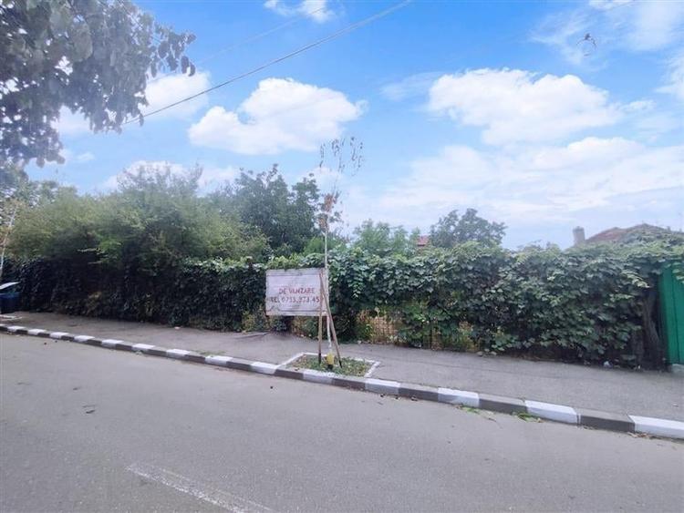 Vanzare teren Andronache, ideal vila - 1