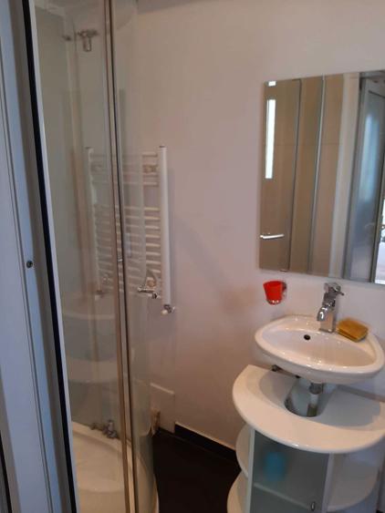 Inchiriez apartament 4 camere Unirii - 1