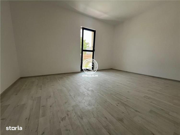 Case cu 3 camere si 500mp de teren in Voinesti - 5