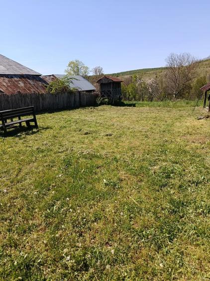 Vand casa cu teren1750mp com Gusoeni - 4