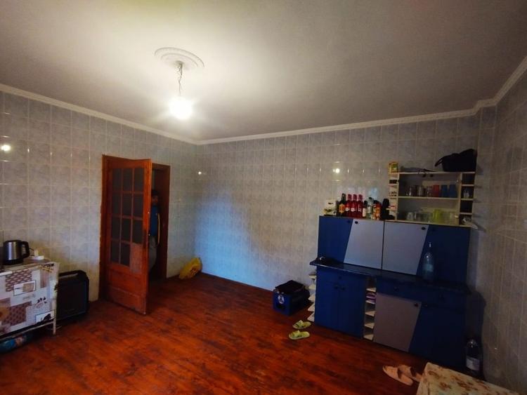 SE VINDE CASA FOARTE SPATIOASA CU TEREN 1200 MP IN LOCALITATEA CALUGARENI GR - 6