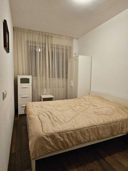 Apartament cu 2 camere semidecomandat în Roșu