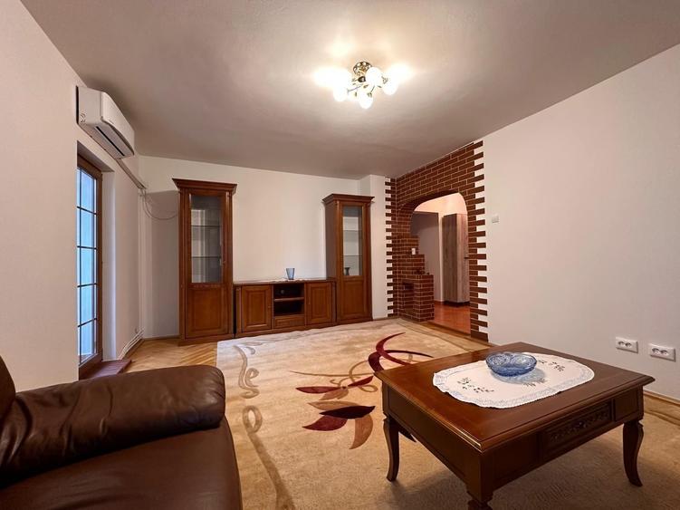 Apartament 3 camere in zona Arcu - Carrefour (fost Billa) - 8