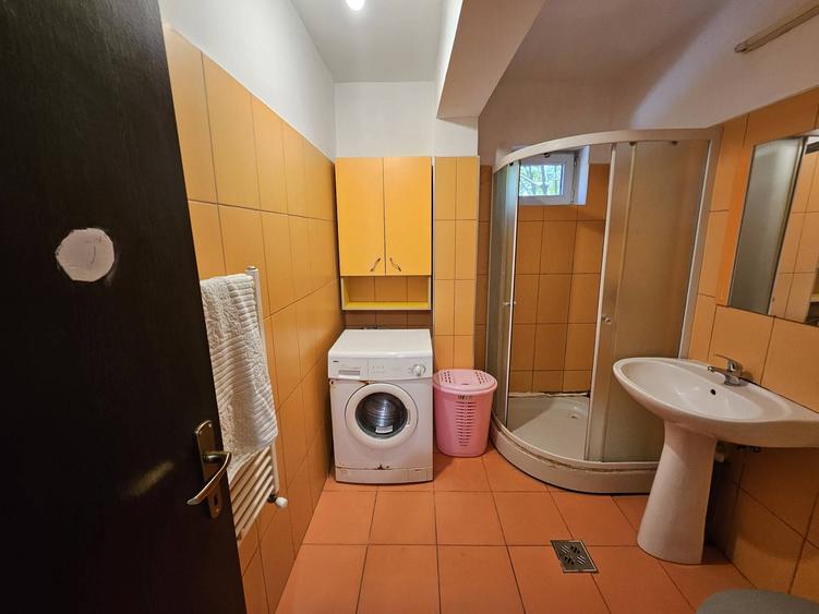 2 Camere, 1 bucatarie, Finisat, Mobilat cu CF, terasa inchisa de 10 mp - 8
