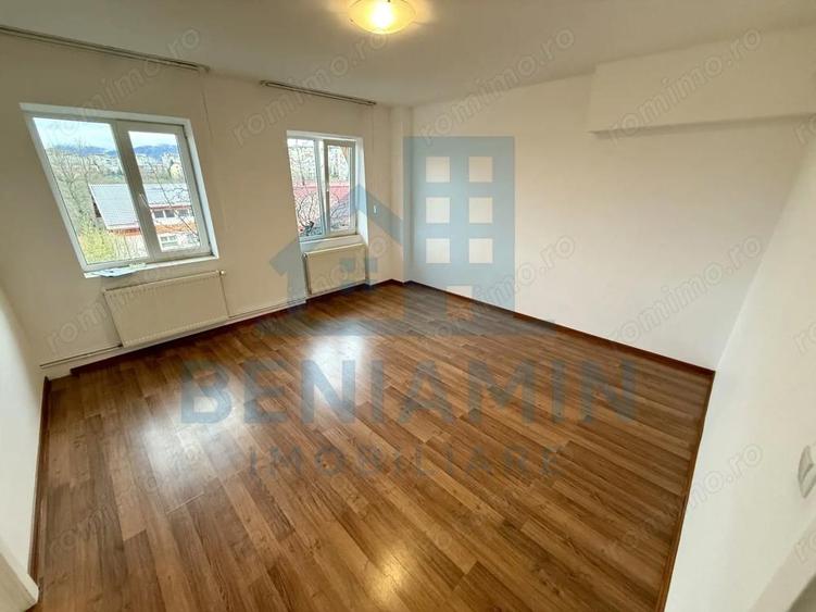 2 camere - 55mp - etaj 3 - centrala proprie - parcare - Central - 2