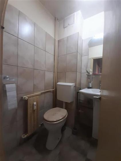 Apartament 3 camere de vanzare zona Republicii - 2