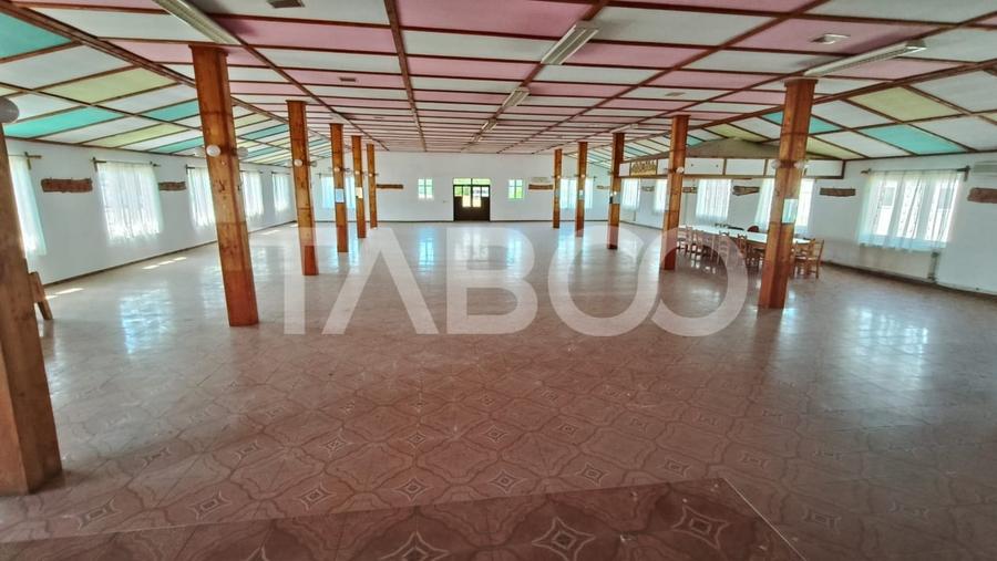 Hala industriala cu parcare de vanzare pe DN 1 - 1