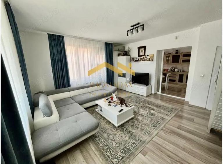 Modern-Apartament 5 Camere-Centrala Proprie - 9