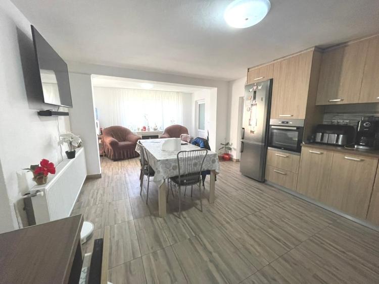 Casă de vânzare | 4 camere | Teren 754 mp | Grădină și anexe | Comuna Ciugud - 2