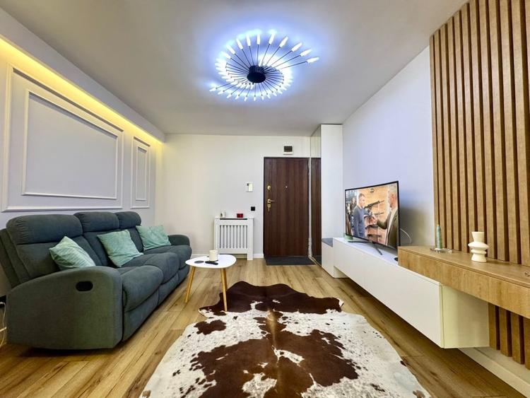 Apartament cu 3 camere semidecomandat, mobilat în Grigorescu