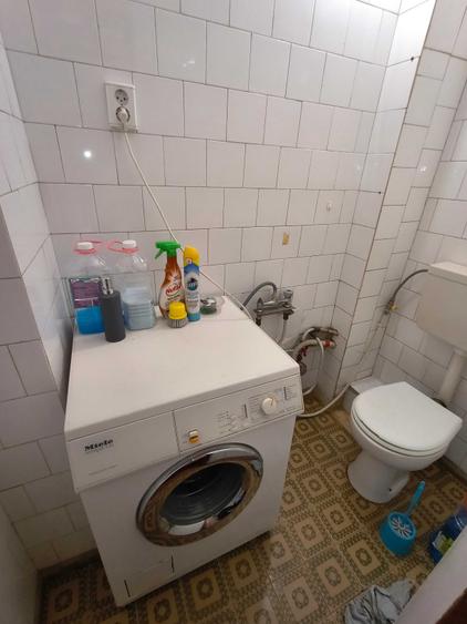 Apartament cu 3 camere decomandat în Dosu Bricii