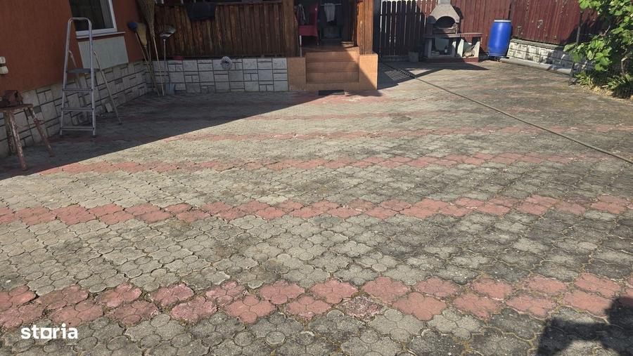 Casă cu 4 camere cu Teren 1159 Mp în Ceangăi