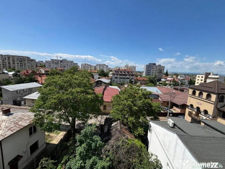 Apartament cu 2 camere decomandat în Ultracentral