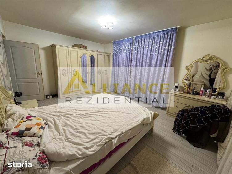 Casă cu 7 camere cu Teren 450 Mp în Jilava