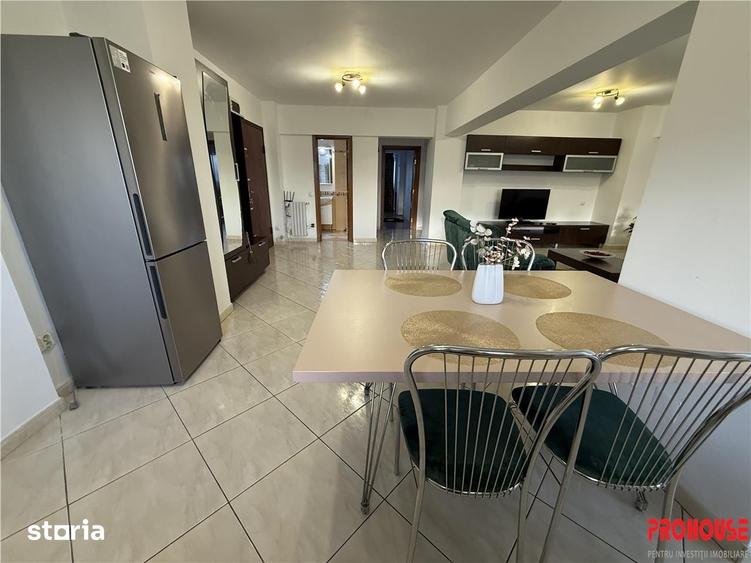 Apartament cu 3 camere, mobilat în Unirii
