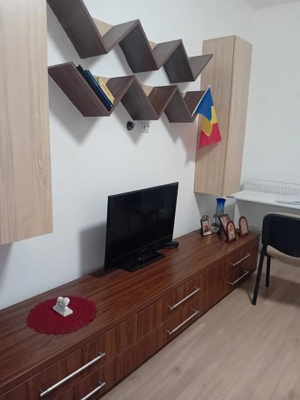 Garsonieră decomandată în Central