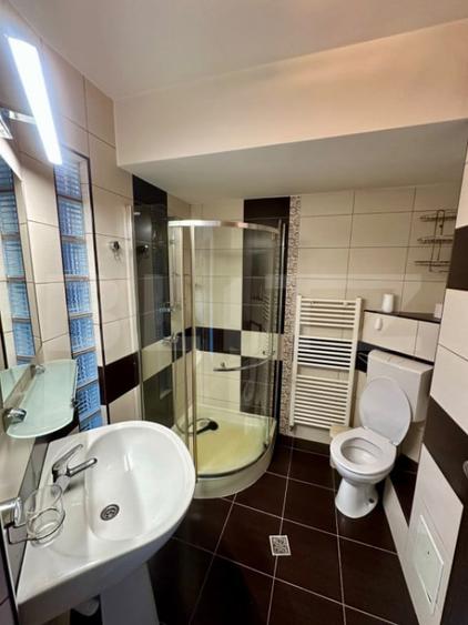 Apartament cu 2 camere semidecomandat în Calea Moldovei