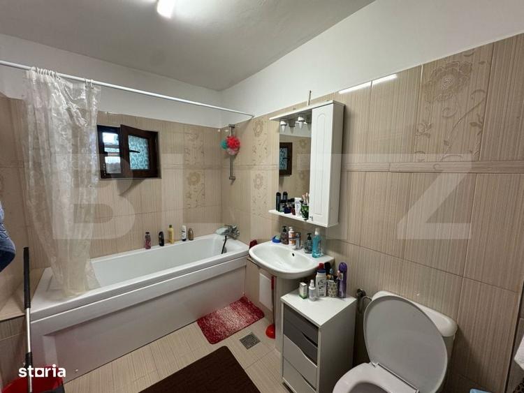 Casă cu 4 camere în Sântuhalm