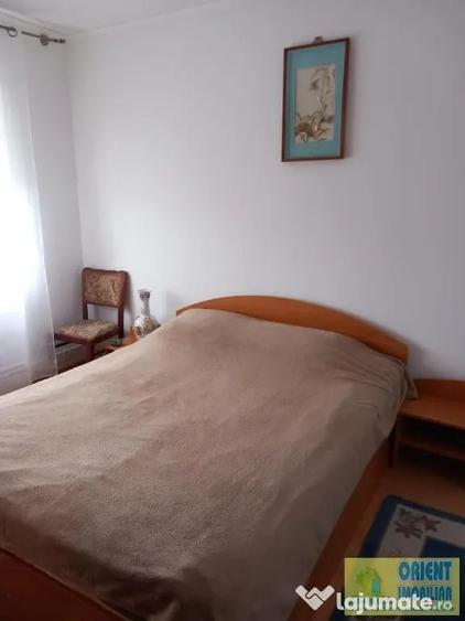 Apartament cu 2 camere semidecomandat în Tomis III
