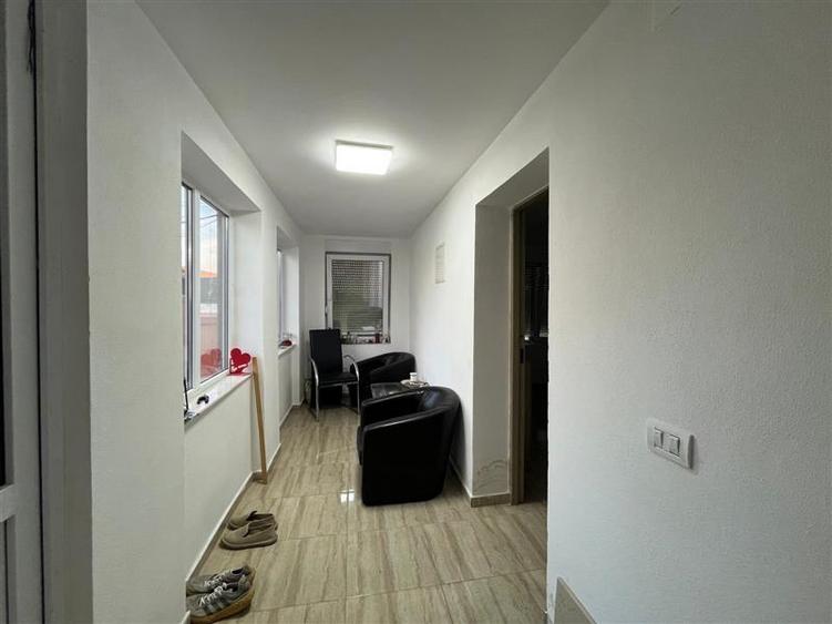 Casă individuală cu 6 camere cu Teren 2999 Mp în Ohaba-Forgaci