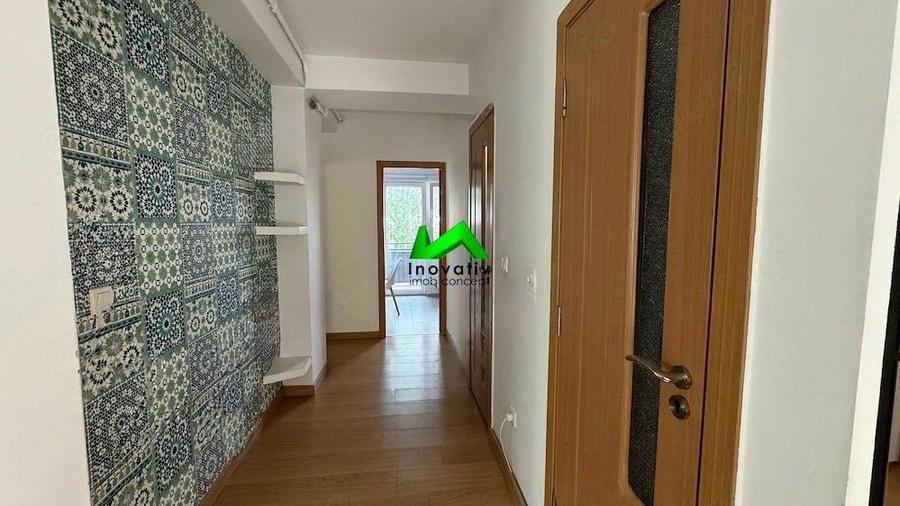 Apartament cu 3 camere decomandat în Hipodrom 3