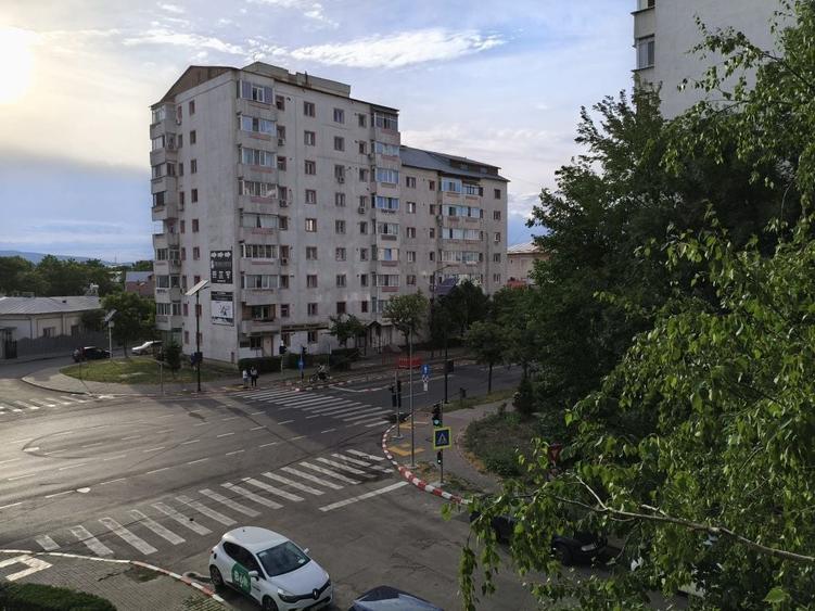 Apartament cu 3 camere în Ultracentral