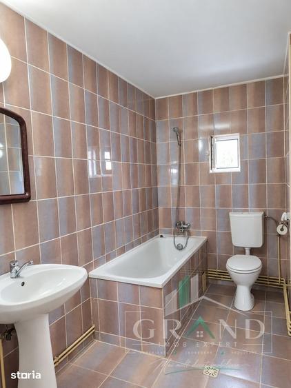 Casă cu 3 camere cu Teren 600 Mp în Jucu
