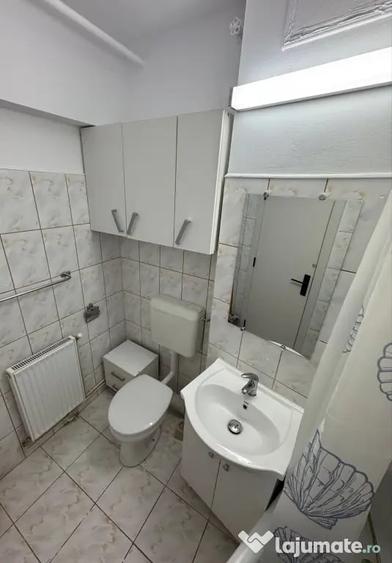 Garsonieră decomandată în Exterior Vest