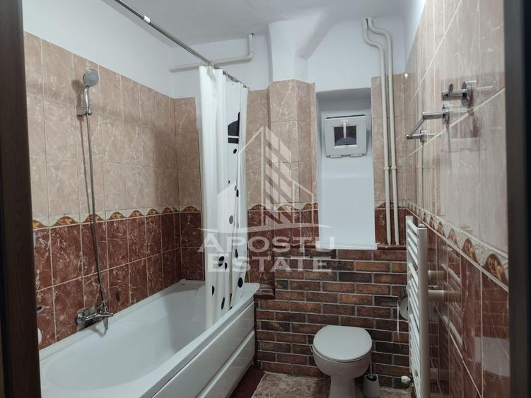 Apartament cu 2 camere decomandat, mobilat în Medicină