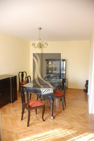 Apartament cu 3 camere semidecomandat în Dorobanți