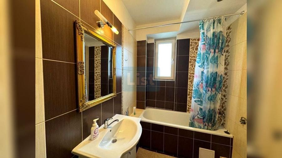 Apartament cu 4 camere semidecomandat, mobilat în Zorilor