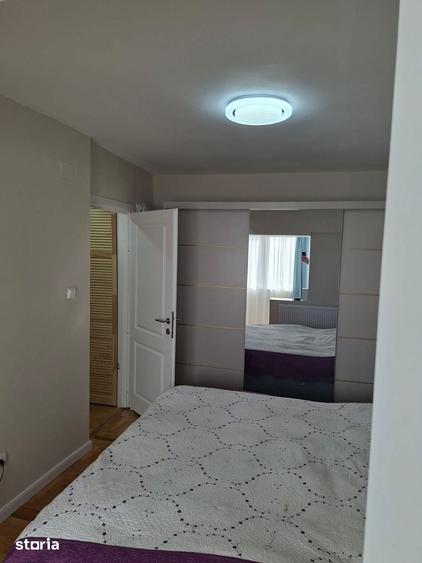 Apartament cu 4 camere decomandat în Central