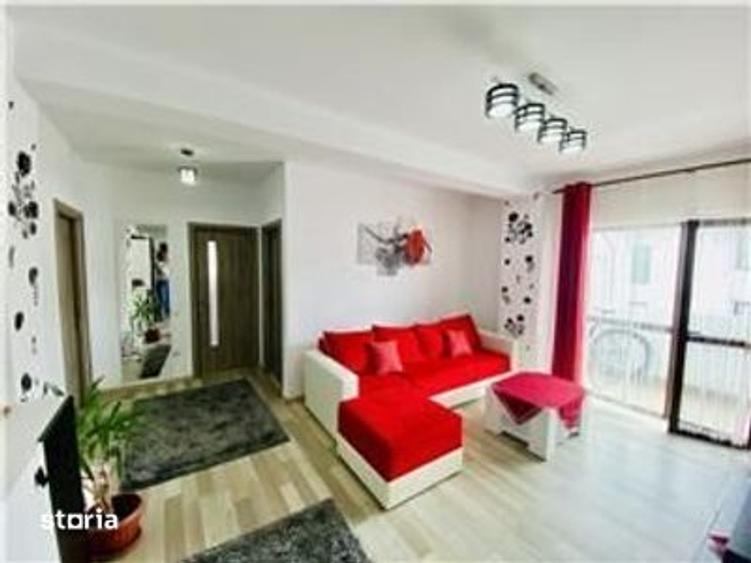 Apartament cu 3 camere decomandat în Est