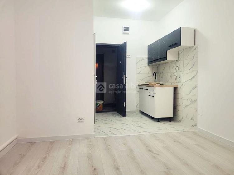 Garsonieră semidecomandată în Baza 3