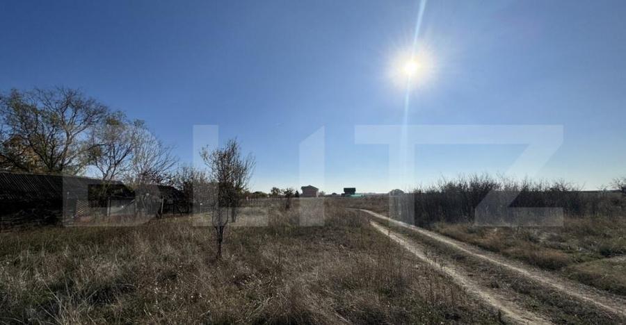 Teren intravilan cu acces la toate utilita?ile, 530 mp, zo - 5
