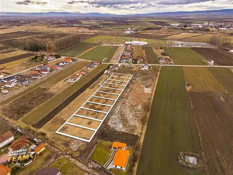 FILM! Terenuri intravilane de 680mp de vanzare, cu utilitati, Targu Secuiesc - 7