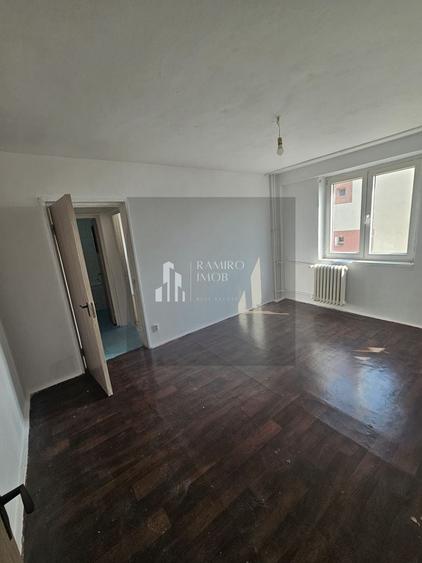 Apartament 3 camere Sos Alexandriei - 1