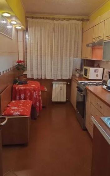 Obor,Metrou,bl.reabilitat,et.5/10,DECOMANDAT,Amenajat,2 bai,Liber - 8