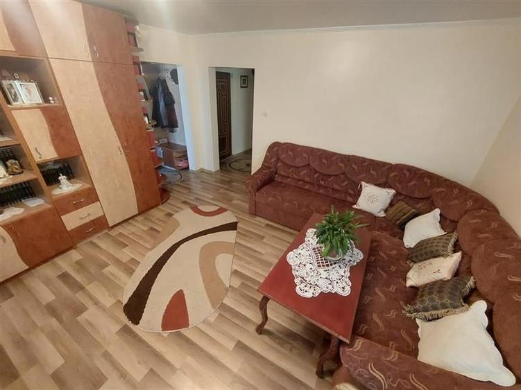 Apartament cu 3 camere  de vanzare zona centrala Tulcea - 3
