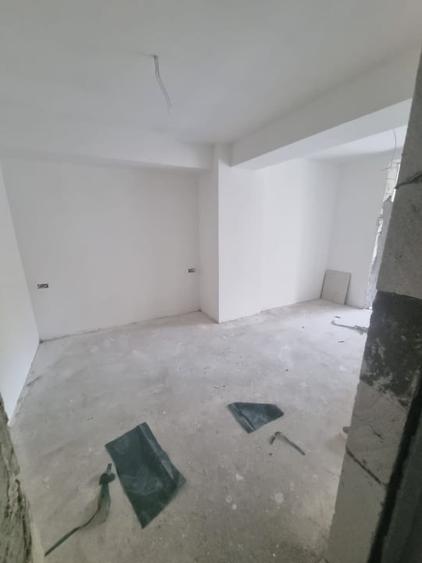 Apartament 3 camere, 78 mp, zona George Enescu - 4