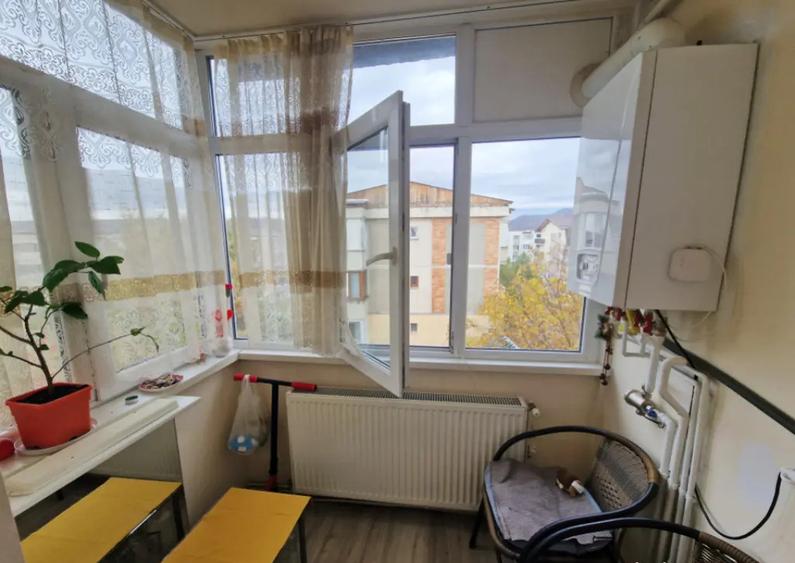 Apartament 2 camere, 48 mp, zona Hotvon - 2