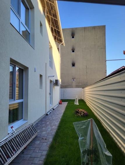 Inchiriez Apartament cu gradina la Vila, 100 mp utili, La prima inchiriere - 2