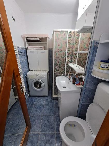 Garsonieră decomandată în Central