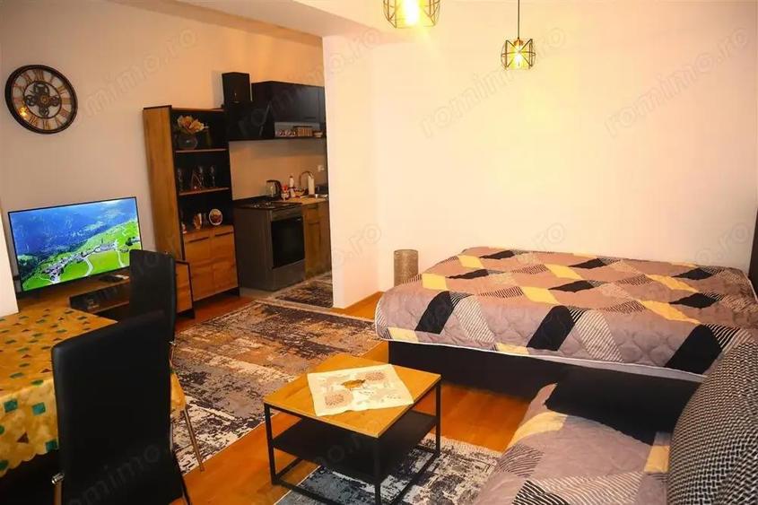 Inchiriez garsoniera in zona 13 Septembrie - 5