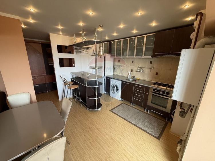 2 decomandate, Mc Donald's, centrala, aer conditionat - 3