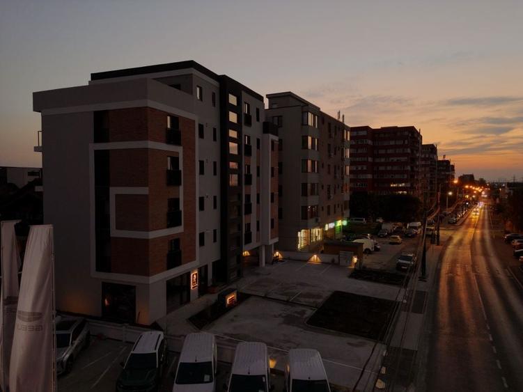 Spatiu comercial de inchiriat - 1