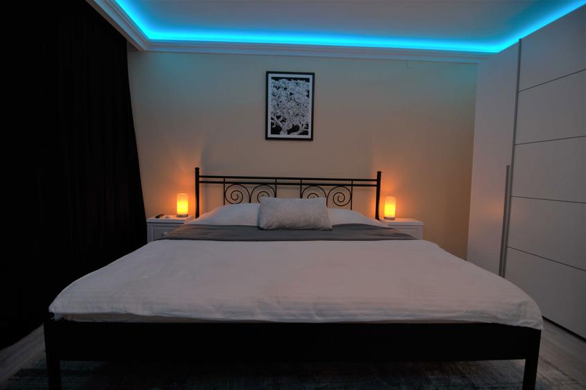 Apartament 2 camere - complet renovat , utilat , mobilat - 4