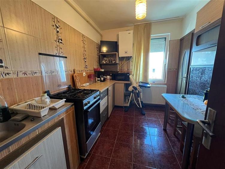 De vanzare apartament cu 2 camere in Unirii - 1